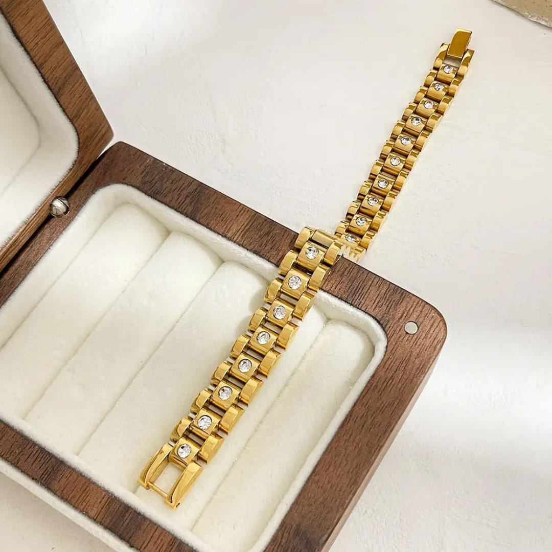 Stainless steel bracelet