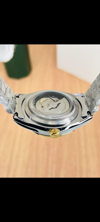 ROLEX BRAND HEAVY WATCH LOOK IS VERY CLASSIC