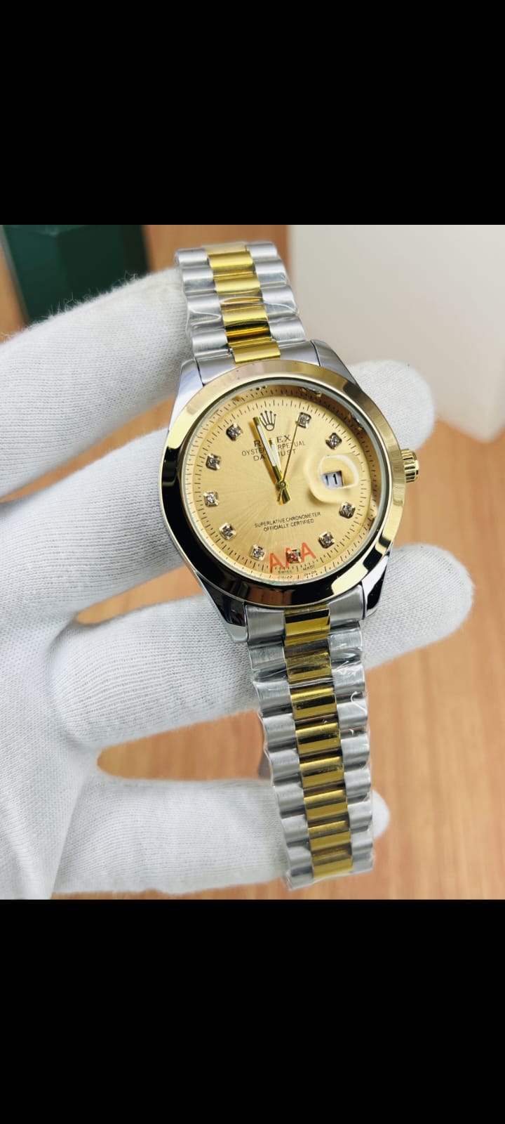 ROLEX BRAND HEAVY WATCH LOOK IS VERY CLASSIC