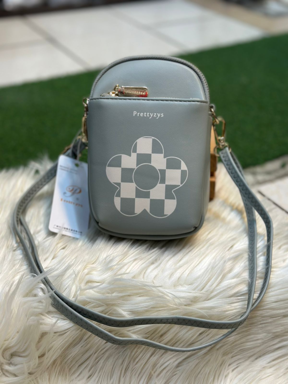 High Quality Mobile Pouch
