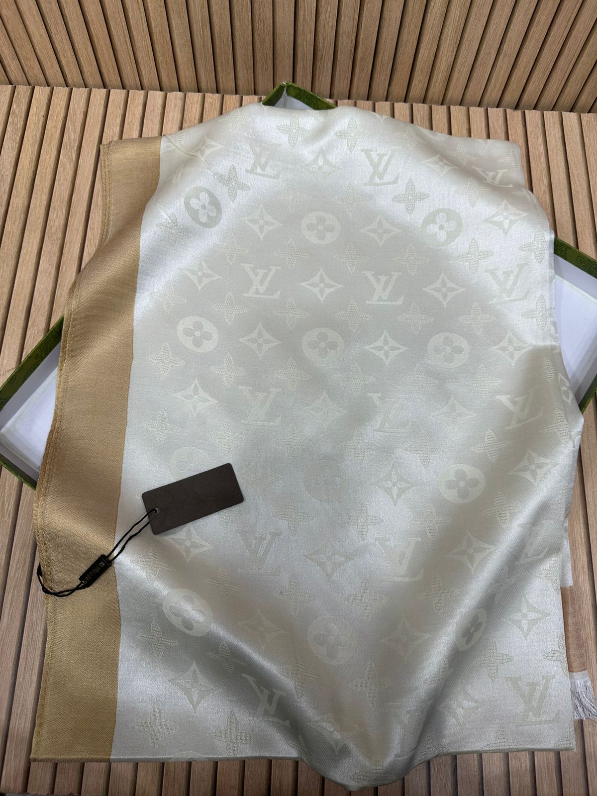 SILK SCAF BRANDED