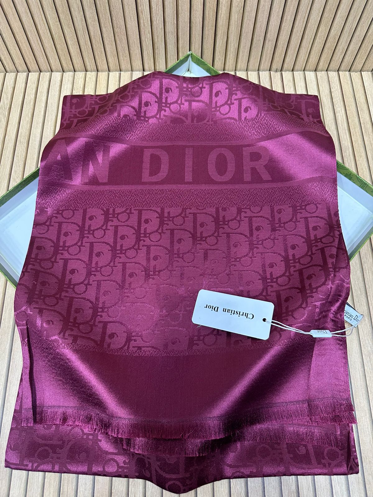 SILK SCAF BRANDED